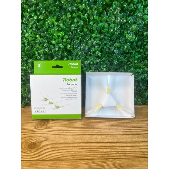 iRobot Roomba Edge-Sweeping Brush 3 Pack E I Series 4639162 NIB - Picture 1 of 7